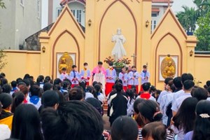 GP.Hưng Hóa - Cuộc hành hương xe đạp của Xứ đoàn Maria Goretti giáo xứ Vĩnh Thọ đến giáo họ Xuân Vân