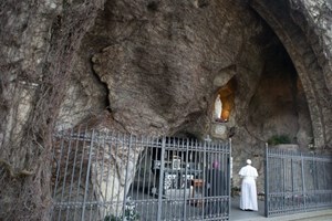 Bảo tàng Vatican tổ chức các cuộc hành hương về Đức Mẹ trong Vườn Vatican