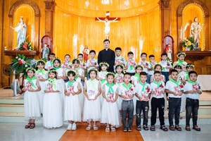 GP.Bắc Ninh - Giáo xứ Yên lễ: Mừng 29 em Rước lễ lần đầu
