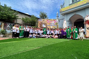 GP.Bắc Ninh - Giáo xứ Yên Tập – Thánh lễ Bế mạc Tuần Chầu lượt