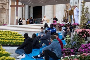 Hướng đến buổi canh thức đại kết “Together” cầu nguyện cho Thượng Hội đồng Giám mục