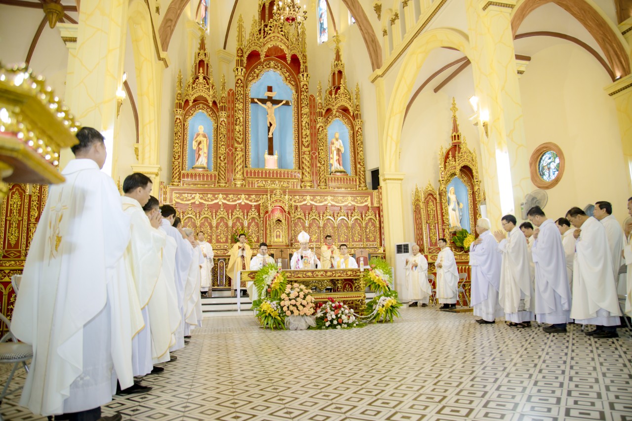 GP.Bắc Ninh - Thánh lễ Bế mạc Hội nghị Cộng đoàn Lòng Chúa Thương Xót liên giáo phận