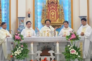 GP.Hưng Hóa - Thánh lễ tạ ơn kết thúc sứ vụ của cha Phaolô Lưu Ngọc Lâm tại giáo xứ Phú Lâm và Mỹ Bằng