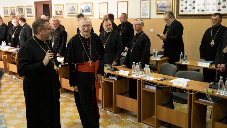 ĐHY Parolin khẳng định với các Giám mục Ucraina sự gần gũi của ĐTC và Tòa Thánh