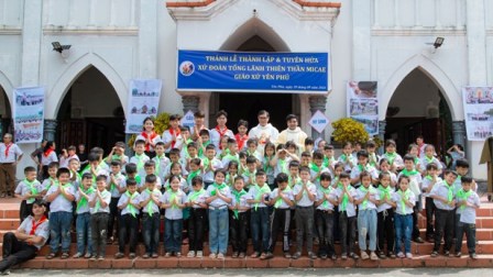 GP.Hưng Hóa - Thánh lễ ra mắt và tuyên hứa Xứ đoàn Thiếu nhi Thánh Thể Tổng Lãnh Thiên Thần Micae - Giáo xứ Yên Phú