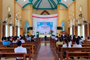 GP.Hưng Hóa - Giáo hạt Hà Tuyên Hùng: Thường huấn thánh nhạc cho các ca đoàn trong cụm Hà Giang