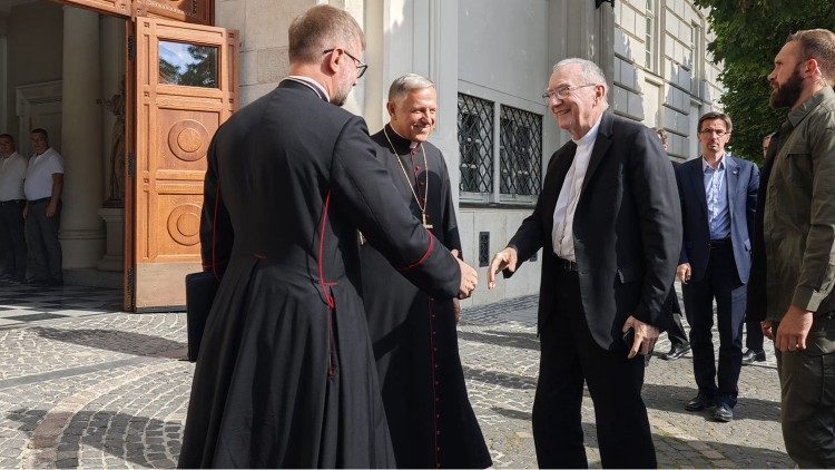 ĐHY Parolin thăm Ucraina để mang sự gần gũi của ĐTC và cầu nguyện cho hoà bình