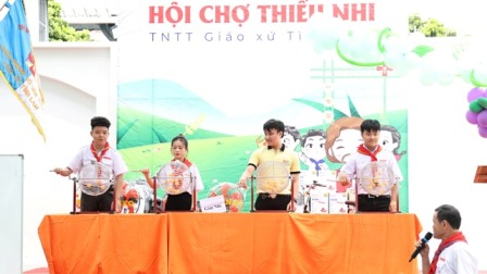 GP.Hưng Hóa - Giáo xứ Tình Lam: Xứ đoàn Thiếu nhi Thánh Thể kết thúc năm học giáo lý và Hội chợ 2024