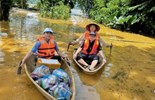 GP.Hưng Hóa - Caritas  Chia sẻ tình bác ái với các nạn nhân trong cơn bão số 3 - Yagi