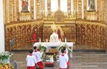 GP.Hưng Hóa - Giáo Họ Giữa Hiền Thuộc Giáo Xứ Hiền Quan Chầu Thánh Thể Thay Mặt Giáo Phận