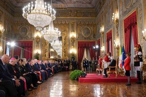 Đức Thánh Cha chính thức viếng thăm tổng thống Ý tại Dinh Quirinale