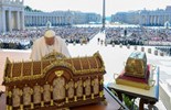 Đức Thánh Cha: Hai Thánh Louis và Zélie Martin cho thấy hôn nhân là con đường nên thánh