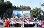 GP.Hưng Hóa - Ca viên Giáo hạt Sơn Tây hành hương Năm Thánh tại Nhà thờ Chính tòa Sơn Lộc
