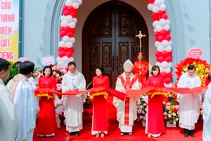 GP.Hưng Hóa - Thánh Lễ Khánh Thành Và Làm Phép Nhà Thờ Giáo Họ Đông Dần