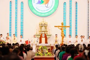 GP.Hưng Hóa - Hội Mân Côi Giáo Phận  Hành Hương Năm Thánh Tại Nhà Thờ Chính Tòa Sơn Lộc