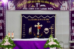 GP.Hưng Hóa - Thánh Lễ Cầu Nguyện Cho Các Linh Hồn Tại Vườn Thánh Giáo Xứ Thủy Trạm