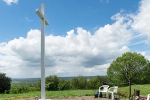 Bộ Giáo lý Đức tin khẳng định: "Những thị kiến về Chúa Giêsu ở Dozulé" không có tính siêu nhiên