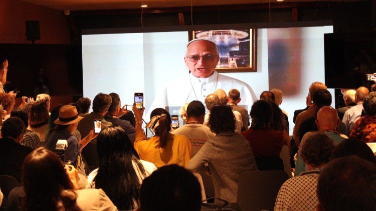 ĐTC Lêô XIV kêu gọi các chính sách và hành động mạnh mẽ để kiến tạo một thế giới ổn định hơn