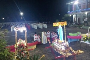 GP.Hưng Hóa - Giáo xứ Đại Phác: Rước Kiệu, Dâng Hoa Bế Mạc Tháng Mân Côi & Thánh Lễ Kính Các Thánh Nam Nữ