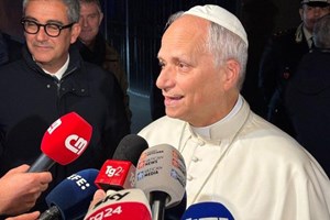 ĐTC Lêô XIV nhấn mạnh phẩm giá của người di cư, ủng hộ tuyên bố của các Giám mục Mỹ