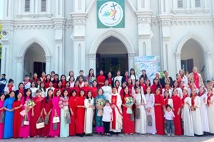 GP.Hưng Hóa - Giáo Xứ Hạ Hiệp Cử Hành Thánh Lễ Tri Ân Quý Thầy Cô Nhân Ngày 20/11