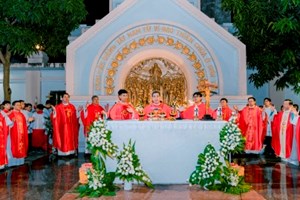 GP.Hưng Hóa - Thánh lễ kính các Thánh Tử đạo Việt Nam tại Đền Các Thánh Tử Đạo Sơn Tây