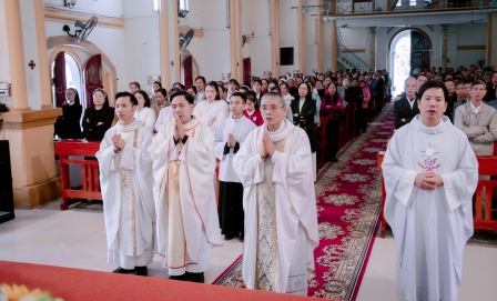 GP.Hưng Hóa - Chuẩn xứ Phú An Hành Hương Năm Thánh 2025 tại Nhà Thờ Yên Tập