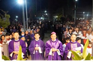 GP.Hưng Hóa - Giáo Xứ Phù Lao: Thánh Lễ Cầu Nguyện Cho Các Linh Hồn Tại Vườn Thánh 1