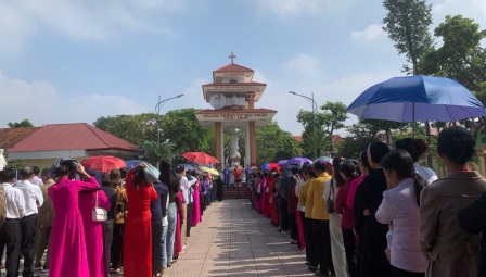 GP.Hưng Hóa - Hiệp Hội Tín Hữu Mến Thánh Giá Giáo Hạt Đông Nam Phú Thọ Hành Hương Năm Thánh 2025