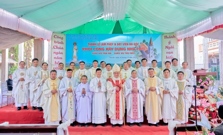 GP.Hưng Hóa - Thánh Lễ Khởi Công Xây Dựng Nhà Thờ Giáo Họ Tân An