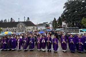 GP.Hưng Hóa - Giáo Hạt Lào Cai - Lai Châu Tổng Kết Mục Vụ 2025 Và Hành Hương Năm Thánh