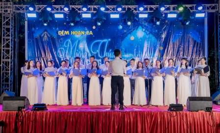 GP.Hưng Hóa - Giáo xứ Vĩnh Thọ hân hoan mừng Đại lễ Giáng Sinh 2025 trong đức tin và hiệp thông