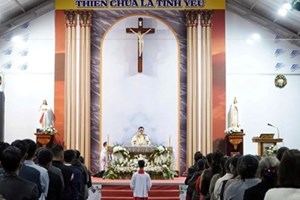 GP.Hưng Hóa - Đại Lễ Chúa Giáng Sinh Tại Giáo Xứ Phù Lao