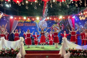 GP.Hưng Hóa - Giáo Xứ Vân Đồn: Đêm Hoan Ca - Diễn Nguyện Và Thánh Lễ Mừng Chúa Giáng Sinh