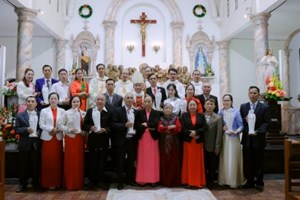 GP.Hưng Hóa - Giáo xứ Cần Kiệm: Thánh lễ Thánh Gia Thất và những chứng tá hôn nhân bền bỉ trong ân sủng Chúa