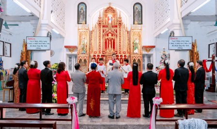 GP.Hưng Hóa - Giáo Xứ Dị Nậu Hân Hoan Mừng Lễ Thánh Gia Thất – Tôn Vinh Hồng Ân Hôn Nhân Gia Đình