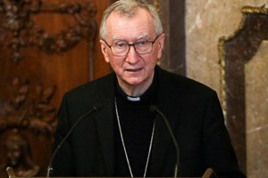 ĐHY Parolin: Hòa bình không được áp đặt cách đơn phương