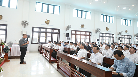 GP.Hưng Hóa - Thường huấn Linh mục Giáo phận  đợt I  năm 2025: "Trở Nên Người Phục Vụ Cho Người Trẻ"