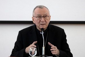 ĐHY Parolin: Điều quan trọng là cuộc đàm phán giữa Nga và Ucraina có thể bắt đầu, chứ không phải nơi diễn ra