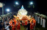 GP.Hưng Hóa - Phiên Thứ 4 Rước Kiệu Và Dâng Hoa Kính Đức Mẹ Tại Giáo xứ Yên Tập