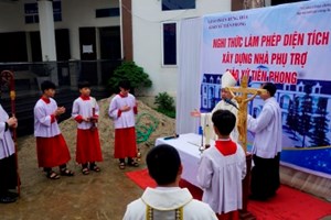 GP.Hưng Hóa - Giáo Xứ Tiên Phong Tổ Chức Thánh Lễ Tạ Ơn Làm Phép Đất Xây Dựng Nhà Học Giáo Lý