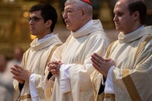 Tòa Thánh và Quốc Gia Thành Vatican – ĐHY Ghirlanda: “Cải tổ Giáo triều để phục vụ Hội Thánh tốt hơn”