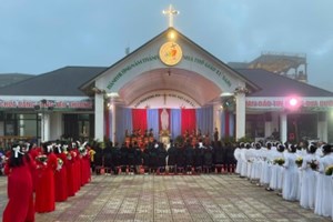 GP.Hưng Hóa - Giáo Xứ Sapa Kết Thúc Tháng Dâng Hoa Kính Đức Mẹ 2025