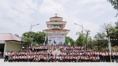 GP.Hưng Hóa - Huynh – Dự Trưởng Hiệp Đoàn Louis Gonzaga, Giáo Hạt Đông Nam Phú Thọ Mừng Lễ Quan Thầy Và Hành Hương Năm Thánh Tại Giáo Xứ Hà Thạch