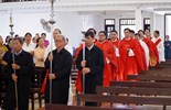 GP.Hưng Hóa - Giáo Xứ Hiền Quan, Lũng Hiền, Thanh Uyên Và Chuẩn Xứ Nội Quang Hành Hương Năm Thánh Tại Giáo Xứ Hoàng Xá