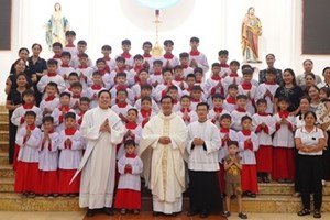 GP.Hưng Hóa - Ban Lễ Sinh Giáo Xứ Hoàng Xá Mừng Lễ Quan Thầy Kính Thánh Đaminh Savio và Kỷ Niệm 16 Năm Thành Lập