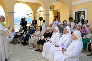 Đức Giáo hoàng Lêô XIV thăm Nhà dưỡng lão “Santa Marta” tại Castel Gandolfo