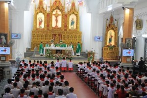 GP.Hưng Hóa - Lễ Sinh Giáo Hạt Yên Bái Hành Hương Năm Thánh tại Nhà Thờ Yên Bái