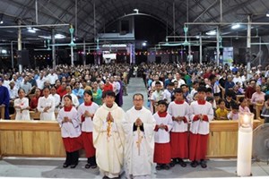 GP.Hưng Hóa - Giáo Xứ Trại Sơn Long Trọng Cử Hành Đại Lễ Đức Mẹ Hồn Xác Lên Trời