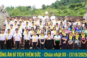 GP.Hưng Hóa - Giáo xứ Sơn La: 66 Em Hân Hoan Lãnh Nhận Bí Tích Thêm Sức